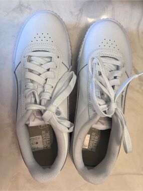 Puma White Sneakers never worn